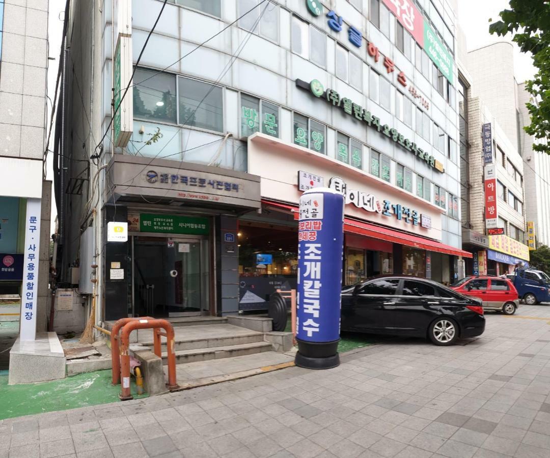 Single House Hotel Seoul Exterior photo